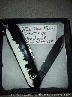 REI San Fran Victorinox Knife