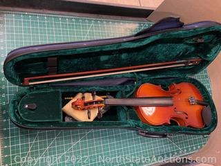 Nelmut Berhart Violin and Case