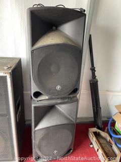 Pr of Thump15 1000W 15" Powered Loudspeakers