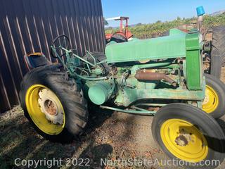 Antique John Deere BO Tractor