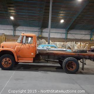 International Harvested Loadstar 1600 Flatbed Truck